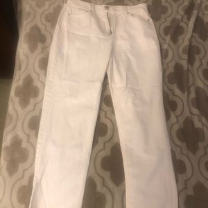 Size 8 American Eagle mom jeans light pink